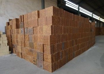 Mullite Silica Refractory Bricks Bauxite Chamotte Material Brown Color For Cement Kiln
