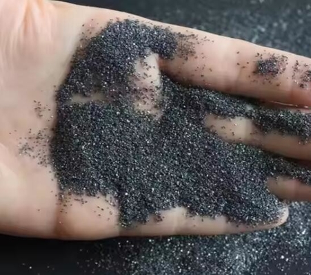Black Green Silicon Carbide Powder 98% Purity SiC Grit Fine Powder For Metallurgical Refractory