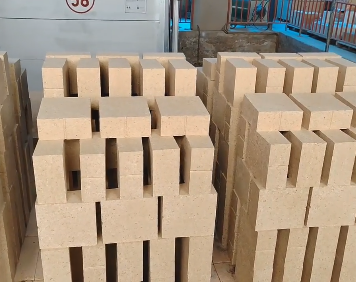 High Temperature Alumina Firebricks Lz-55/Lz-65/Lz-75 Aluminum Refractory Lining Bricks Cutting Welding For Industrial Smelting