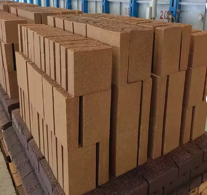 Rongsheng Refractory Magnesium Iron Spinel Brick High Refractoriness 1800℃ Magnesia Alumina Spinel Bricks For Cement Kiln